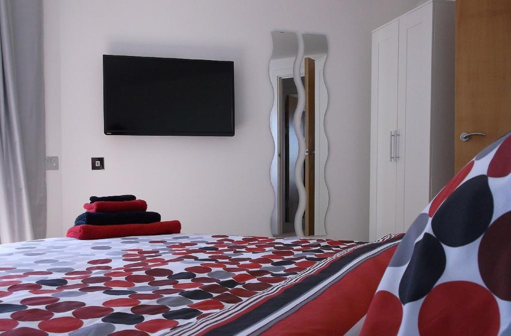 Awel Y Mor Apartamento Llanelli Quarto foto